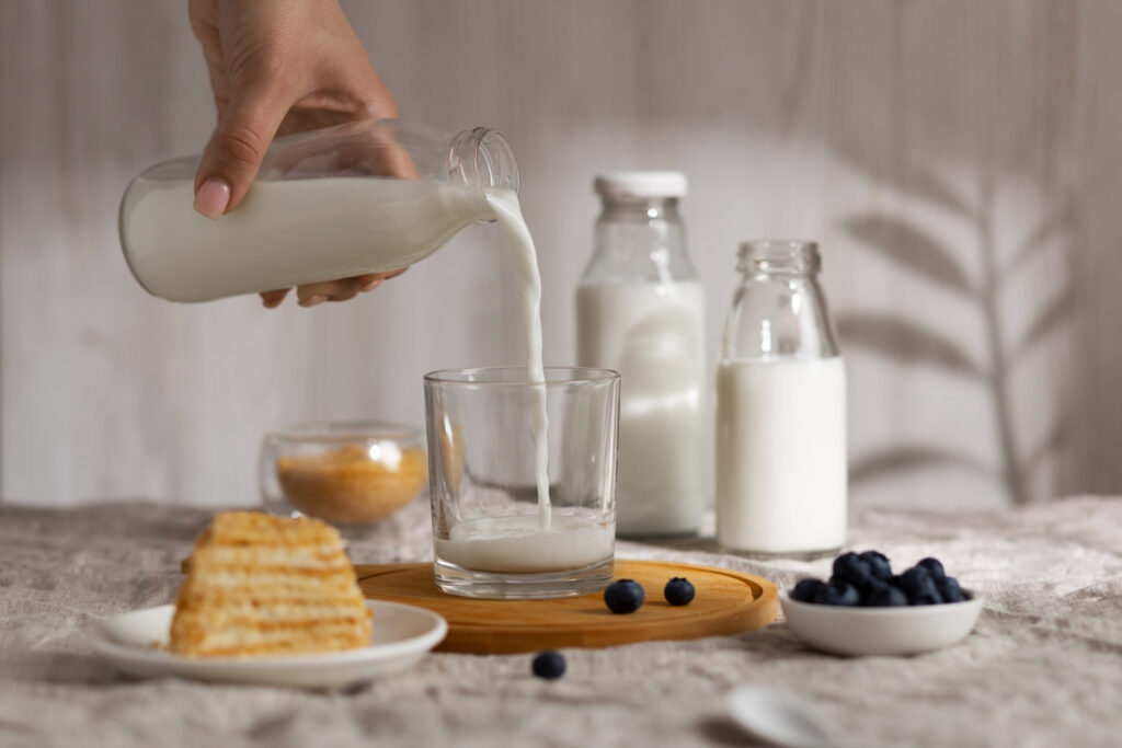 Raw milk benefits and risks"