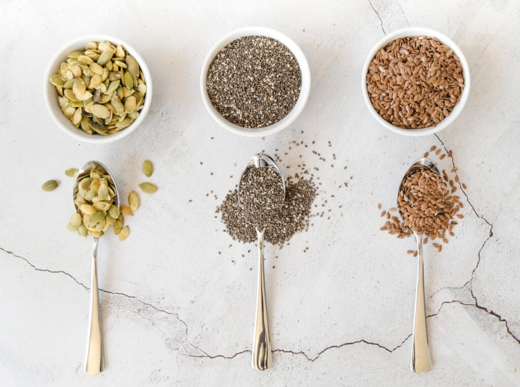 Chia Seeds vs. Flaxseeds: Health Benefits, Nutrition, and Best Uses