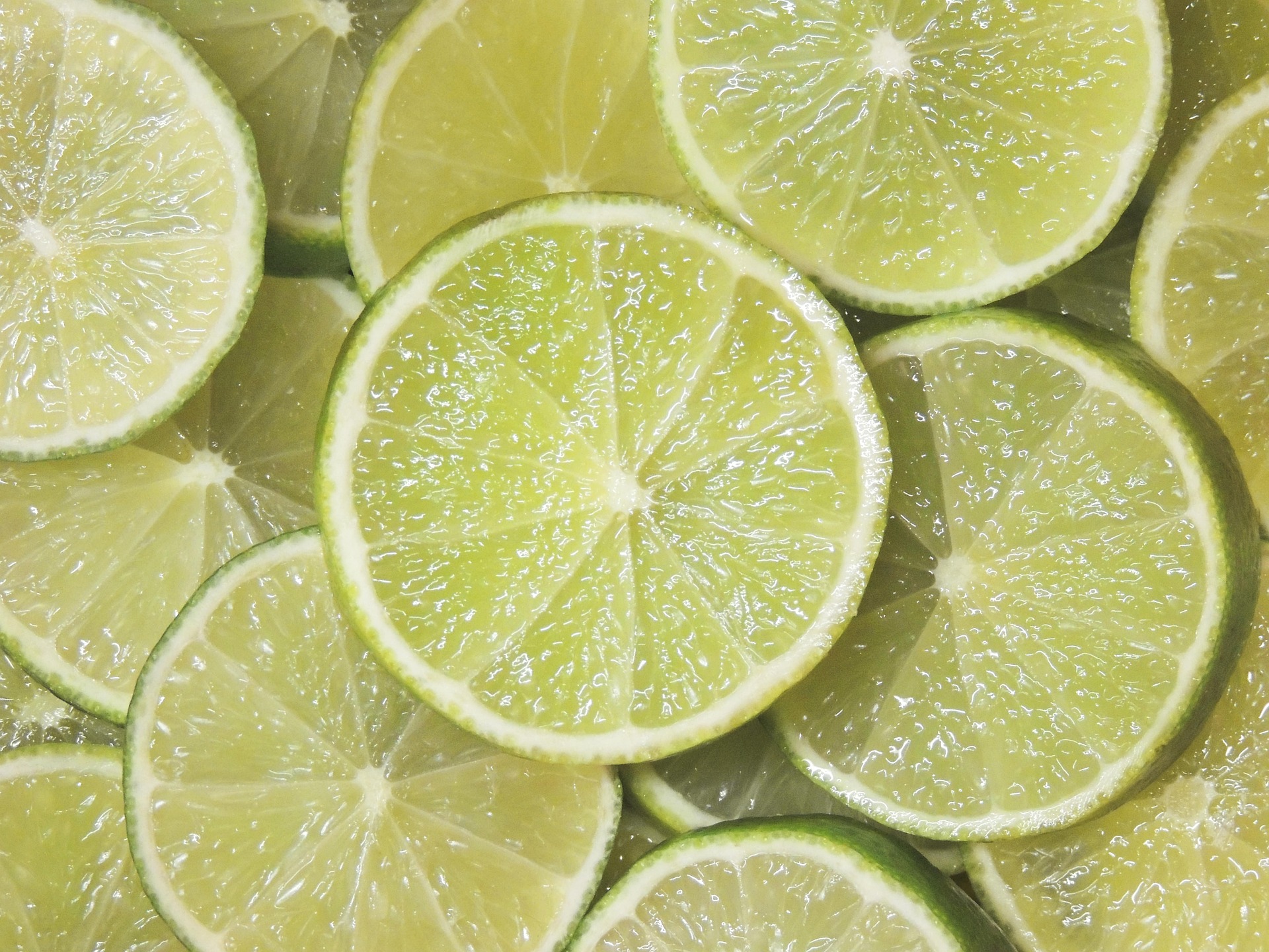 How Lemons and Limes Can Improve Your Health