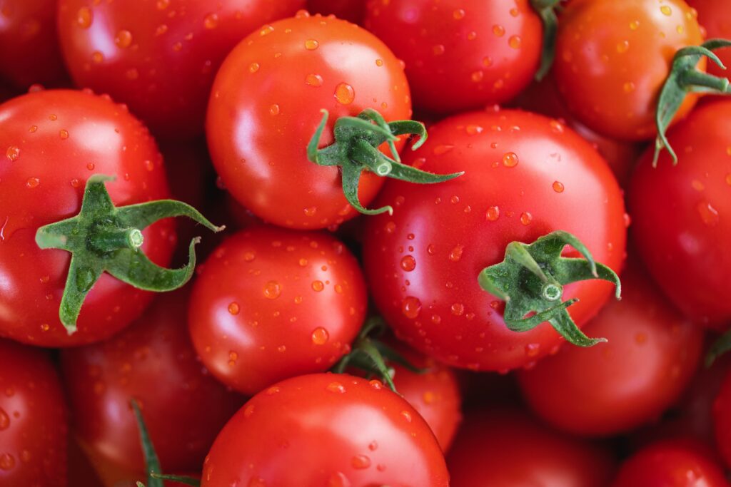 7 Health Benefits of Tomatoes 