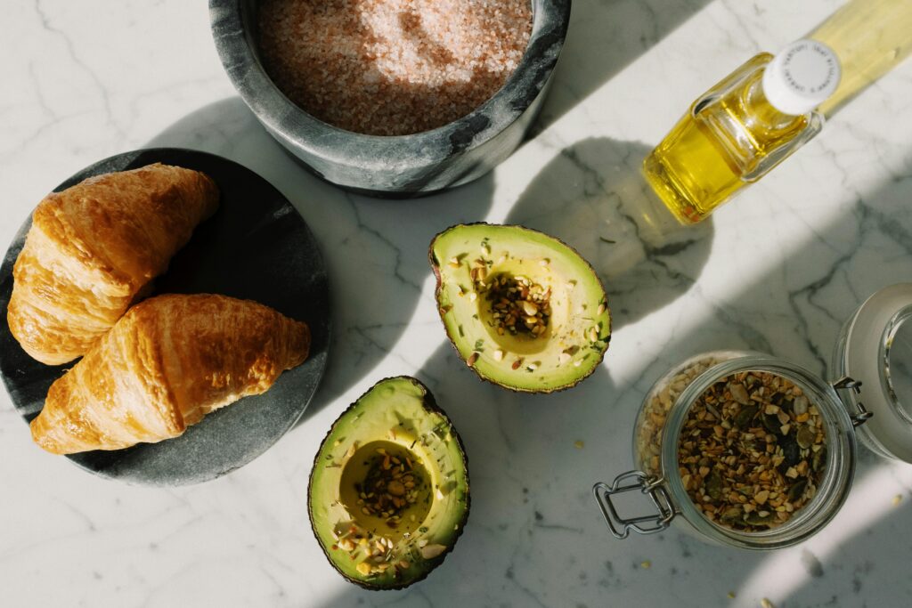 Olive Oil vs. Avocado Oil: Which Is Better for Cooking?